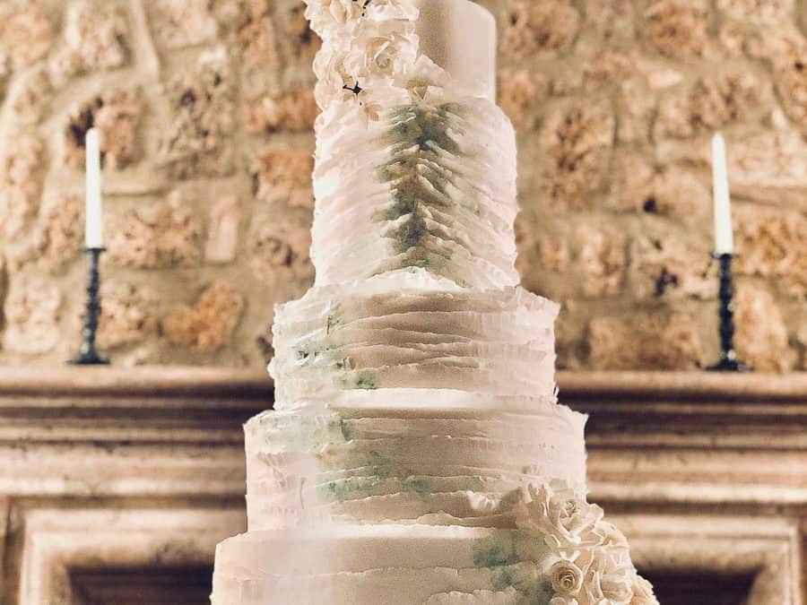 Borgo Santo Pietro Wedding Cake – Watercolor Ruffles